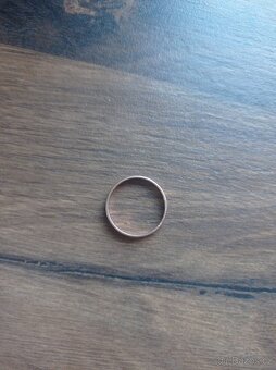 Zlatý prsten s briliantem - 2