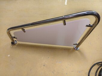 Prodám urinalove příčky - 2