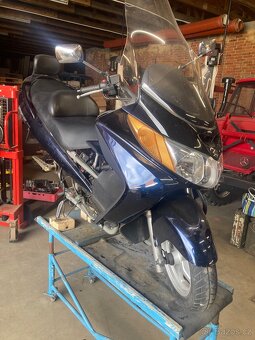 Suzuki Burgman 250 - 2