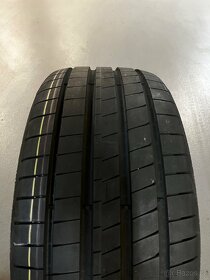 Letní pneu 19” BMW E90, E46, 225/35/19 - 2