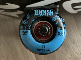 Cenově dostupný skateboard s prémiovými díly - 2