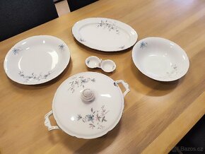 Prodám porcelánový set Olympia se zlatým okrajem č.52. S - 2
