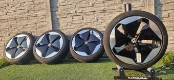 5x112 Volkswagen R20 ID3 +☀️ letní pneu ZÁNOVNÍ STAV - 2