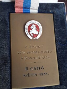 Prodam tyto vzacne plakety original v etujich - 2