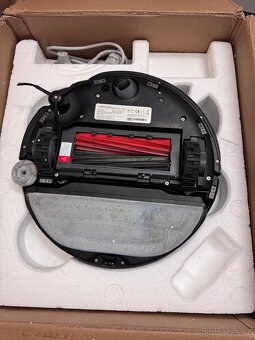 Roborock S8 Max V Ultra černý - 2