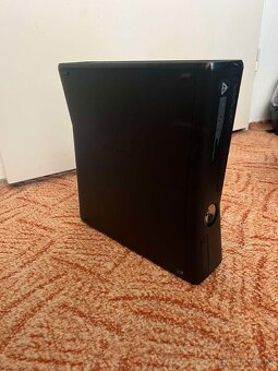 XBOX 360, kinect, 1x ovladač a 17 her - 2
