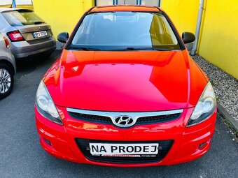 HYUNDAI i30 1.4 i BENZÍN NAJETO JEN 100 TIS KM - 2