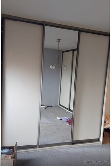 Prodám skříně vyrobené na míru - 2