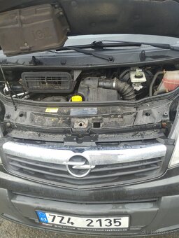 Opel Vivaro 2.0 2007 - 2