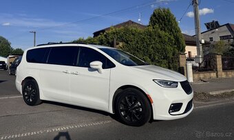 Chrysler Pacifica 3,6 RU Limited DVD Čočka 2021 - 2