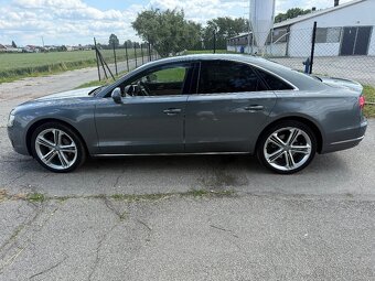 Audi A8 - 2