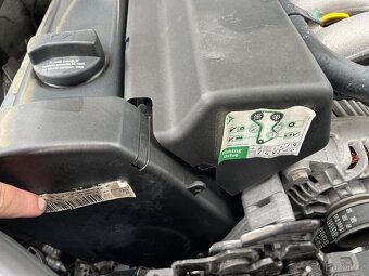 Motor AHL 1,6 74kw Passat b5 díly - 2