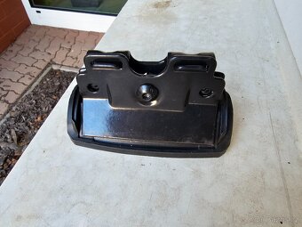 Thule kit 4052 – SUBARU Outback, 5-dr Estate, 2014-2020 - 2