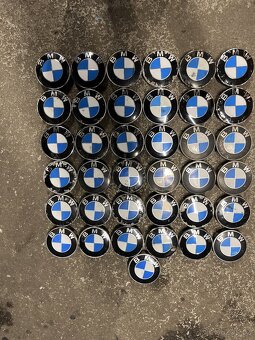 Pokličky na kola BMW 68mm - 2