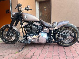HARLEY DAVIDSON - 2