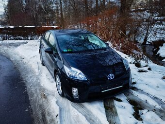 Toyota Prius 2010. Hybrid LPG 1.8 najeto 202 000km - 2