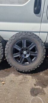 BF Goodrich all terrain 265/60 r18 - 2