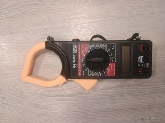 Klešťový multimetr nový - 2