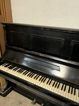 Pianino značky J. Bonhard - 2