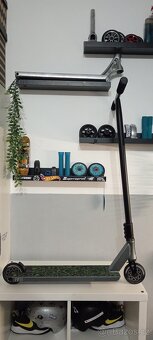 Freestyle koloběžka INVERT Curbside Street - 2