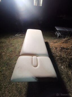 Elektrické Masážní lehátko béžové 1motor - 2