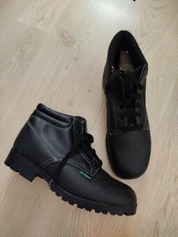 NOVÁ kožená pracovní obuv Elstrote - 2