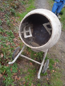 Stavební míchačka - 2