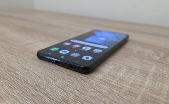 Samsung Galaxy S21+ (128 GB) - 2