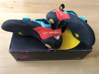 Lezečky Otaki vel 39 - 2