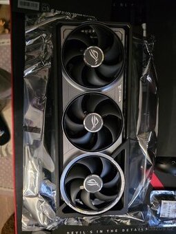 Nvidia RTX 5080 ROG Astral - 2