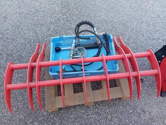 Lopata s přidržovačem - 2