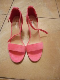 Dámské růžové boty vel. 38 - 2