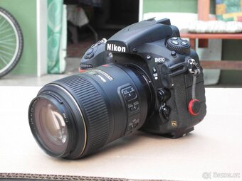 Nikon D810 - 2