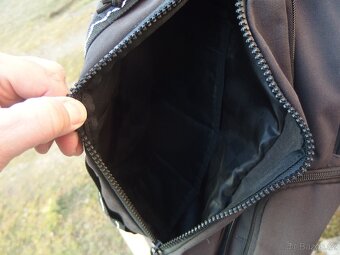 Prodám starší batoh Quiksilver - 2