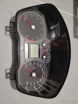 Budíky Ford benzín velký dispej - 2