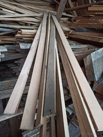 Neopracované dřevěné lišty pro další zpracování - 2