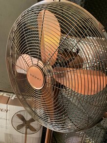 kovový ventilátor s měděným designem - BEPER - 2