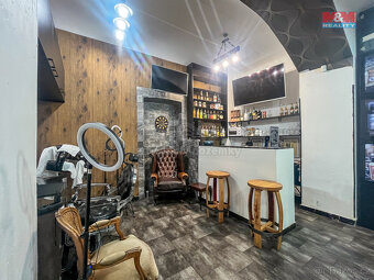 Prodej obchod a služby, 31 m², Praha, ul. Plzeňská - 2
