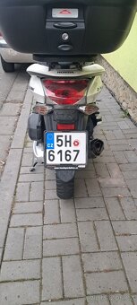 Honda pcx 150 ccm - 2