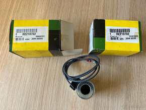Podám cívky solenoidového ventilu John Deere RE219702 - 2