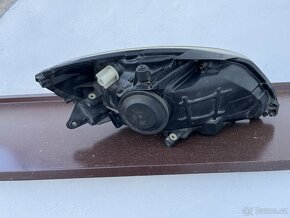Světlomet Fabia 2 facéift - 2