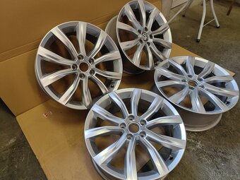 Alu kola 5x112 R18 VW T-Roc - demont - 2