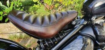 Triumph Bobber Tom Hurley Gelová sedačka na zakázku - 2
