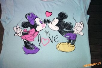 pyžamo Disney č.122/128 -pěkný stav - 2