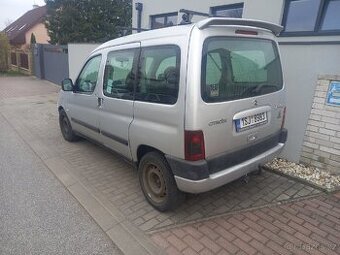 Citroen Berlingo 1.4, benzín, klima, TK do 4/27 - 2