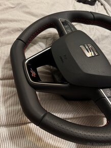 Nový volant Seat FR s pádly řazení - 2