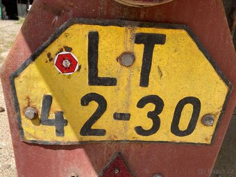 Prodej Traktoru + 5t vlek - 2