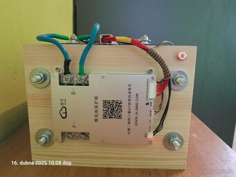 Prodám nový lifepo4 akumulátor 24V 25.6V 320Ah 8.4kWh - 2