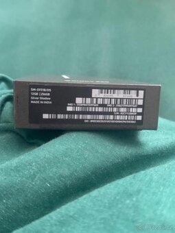 Samsung Galaxy S25 5G 12GB / 256GB Silver Shadow – NOVÝ - 2