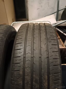 Continental ContiPremiumContact 215/55 R17 - 2